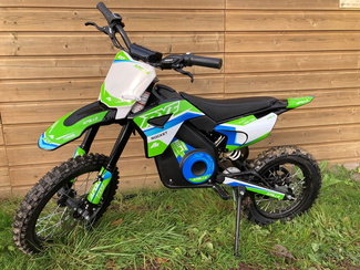 moto pour enfant à Carnac