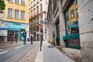 Location de trottinette électrique en libre-service à Lyon