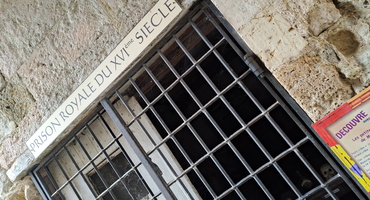 la_prison_au_pays_des_menteurs_mobilboard